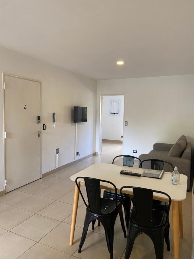 Mendoza Apartments Ezeiza Airport Луис-Гильон Экстерьер фото