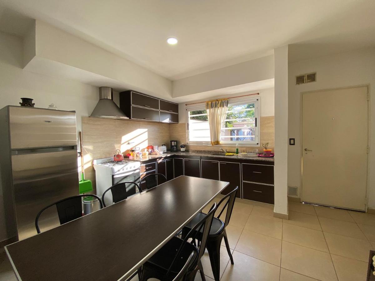 Mendoza Apartments Ezeiza Airport Луис-Гильон Экстерьер фото