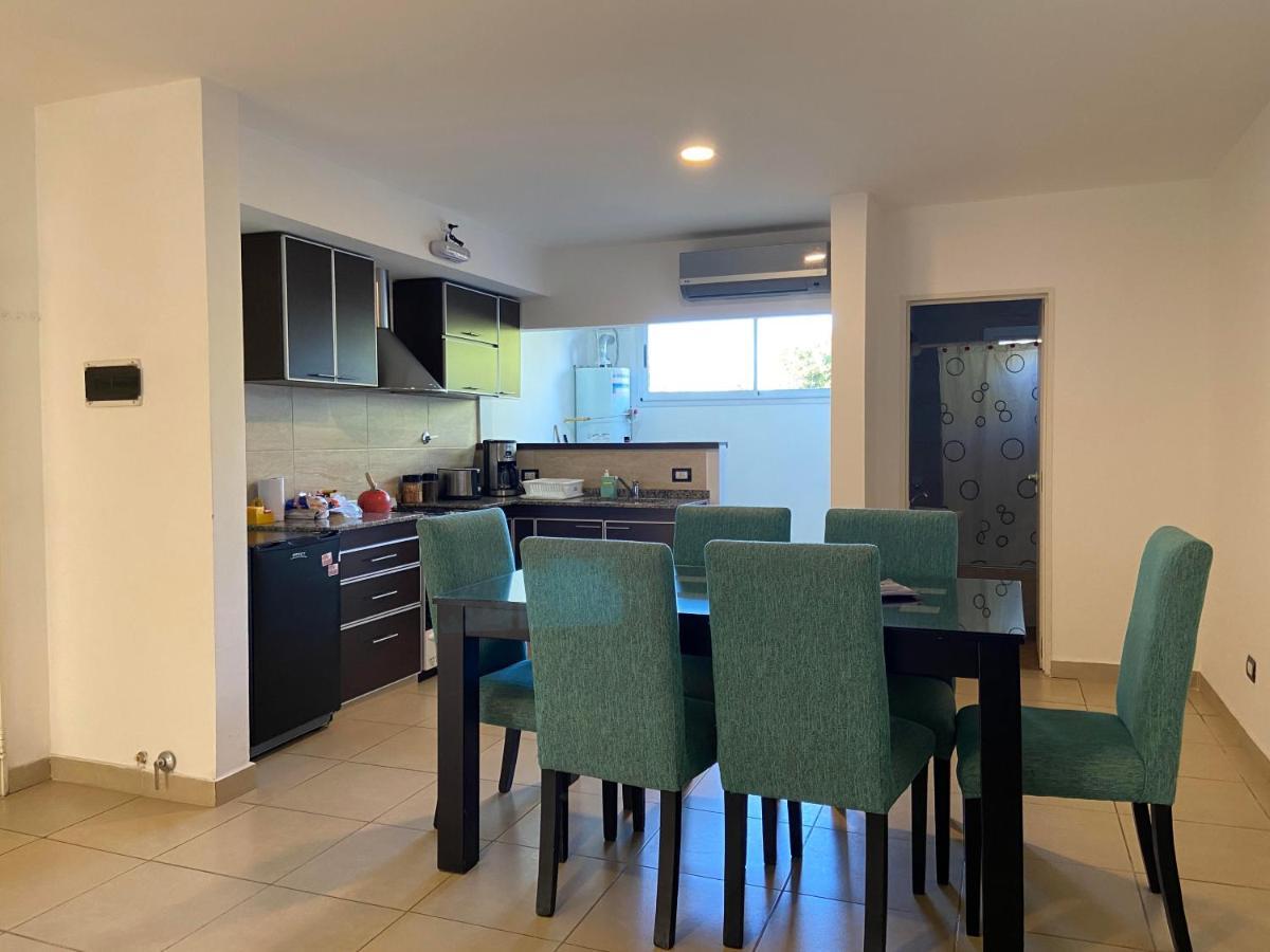 Mendoza Apartments Ezeiza Airport Луис-Гильон Экстерьер фото
